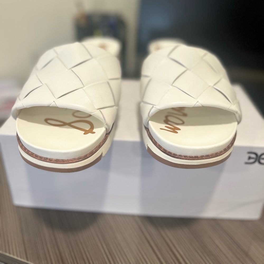 Sam Edelman White Woven Slide Sandals - Picture 2 of 8